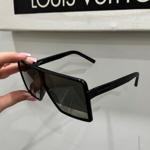 YSL sunglasses (Betty)